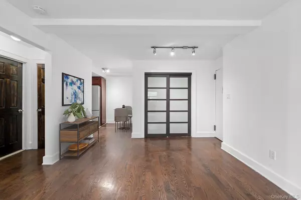 Bronx, NY 10468,2545 SEDGWICK AVE #4H