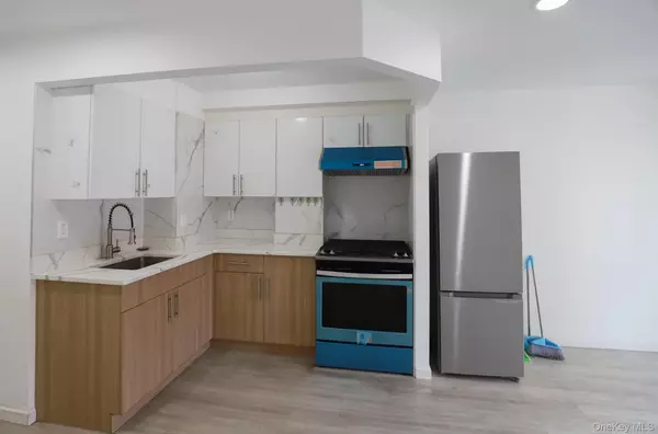 Flushing, NY 11355,134-43 Maple AVE #5B