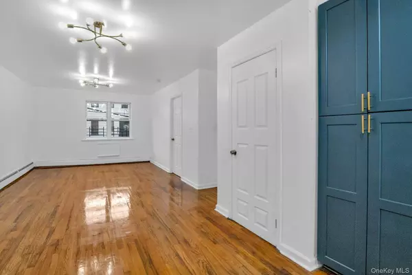 Bronx, NY 10455,523 E 148th ST