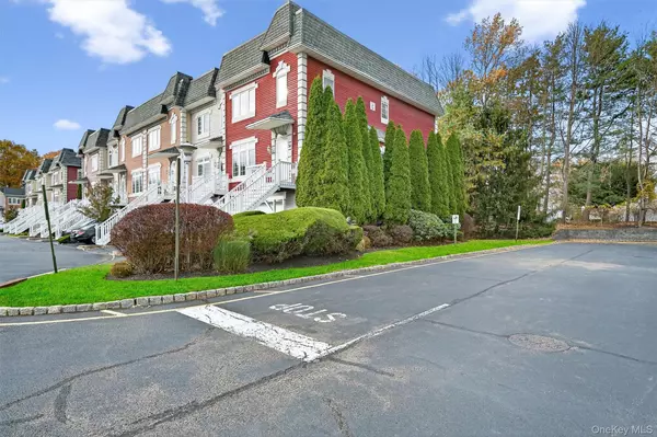 Nanuet, NY 10954,34 Alexander CT