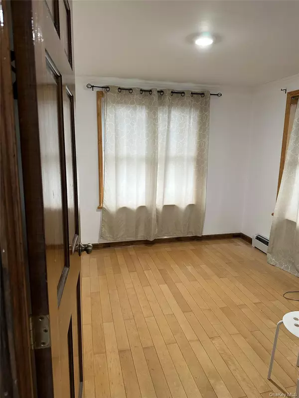 Flushing, NY 11358,16804 35th AVE