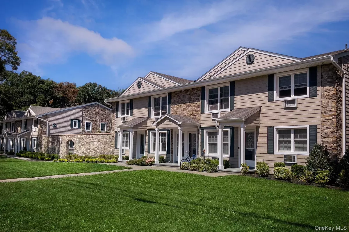 Bohemia, NY 11716,63 Island BLVD #63B