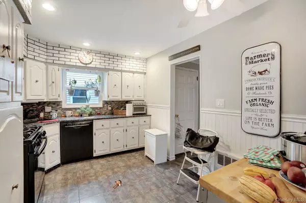 Valley Stream, NY 11581,35 Gibson BLVD