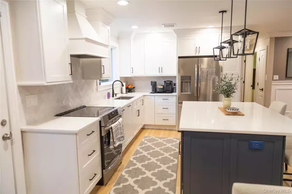 Farmingdale, NY 11735,15 Garfield AVE