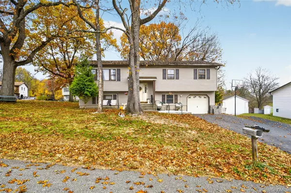 New Windsor, NY 12553,404 Carlton CIR