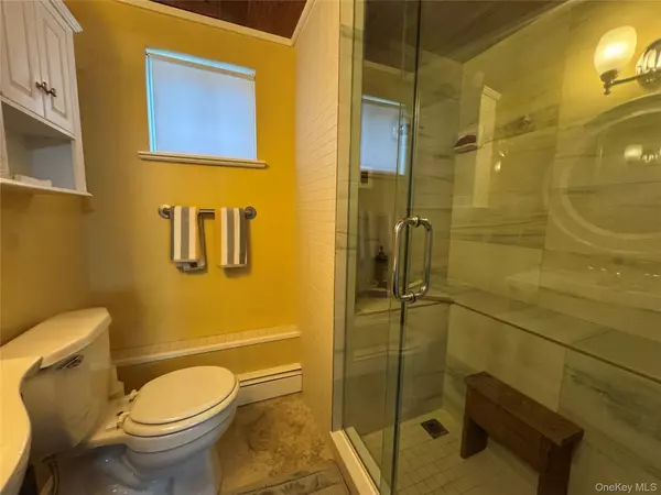 Huntington Station, NY 11746,6A James ST