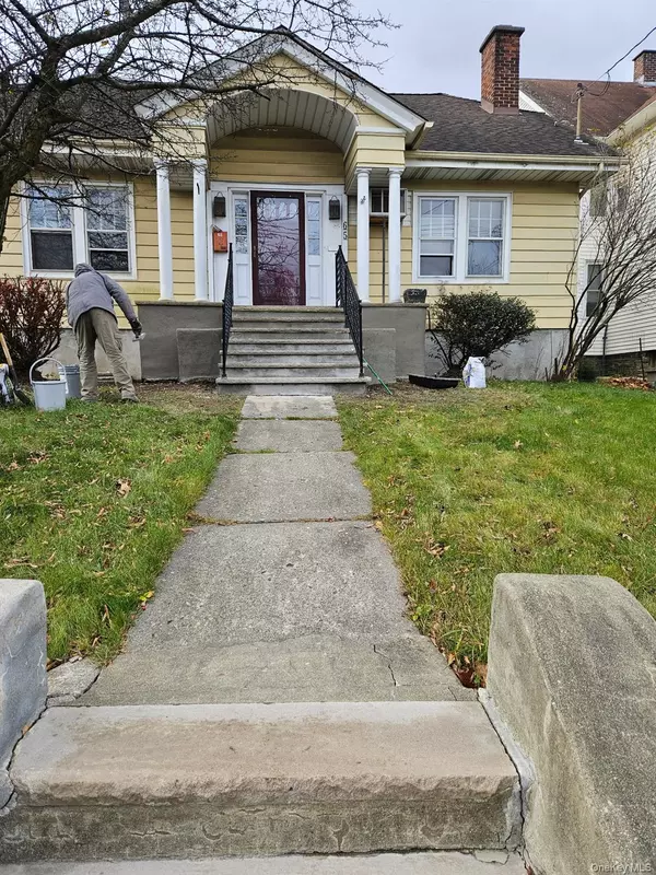 65 Monhagen AVE, Middletown, NY 10940