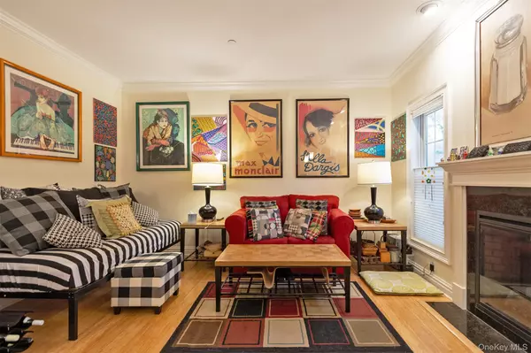 Rhinebeck, NY 12572,363 Ivy TRL