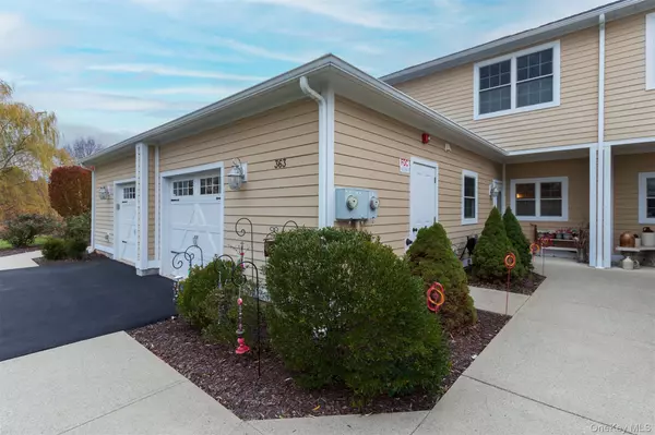 Rhinebeck, NY 12572,363 Ivy TRL