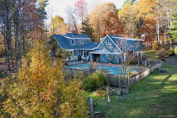 Chatham, NY 12136,40 Engel RD