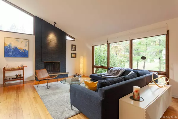 Wappingers Falls, NY 12590,14 Old English WAY