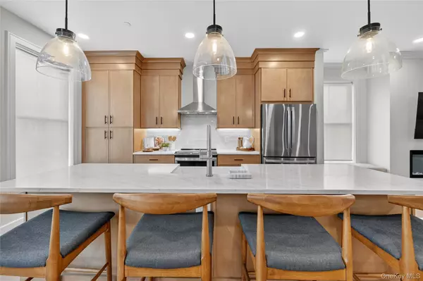 Yorktown Heights, NY 10598,1805 Soundview CT