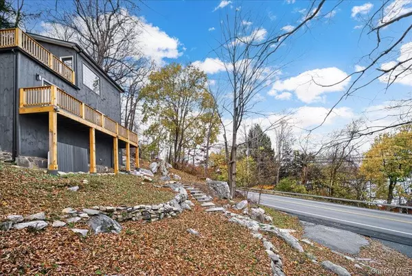 Carmel, NY 10512,549 Route 52