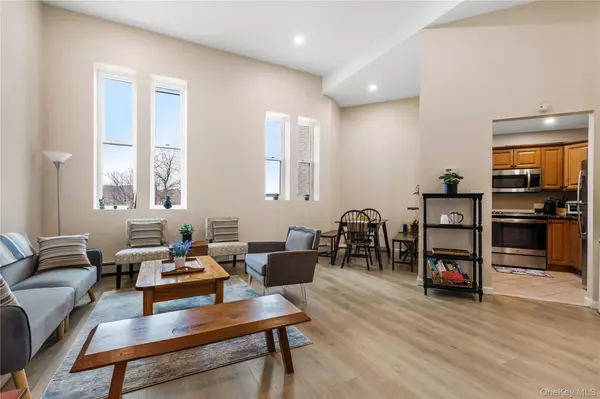 Peekskill, NY 10566,16 Waterview Estate