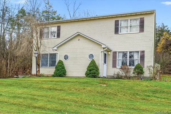 Goshen, NY 10924,8 Maple AVE