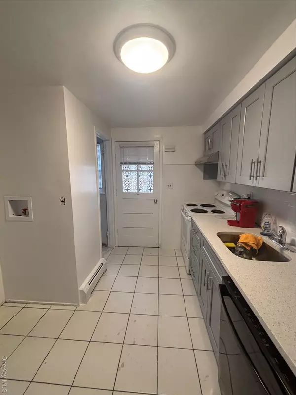 Yorktown Heights, NY 10598,2355 Vista CT