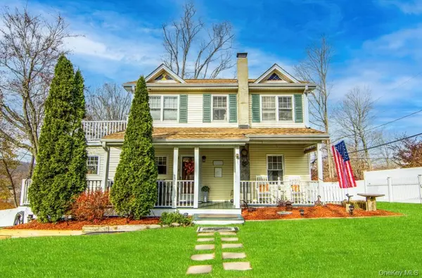 Carmel, NY 10512,61 Montrose DR