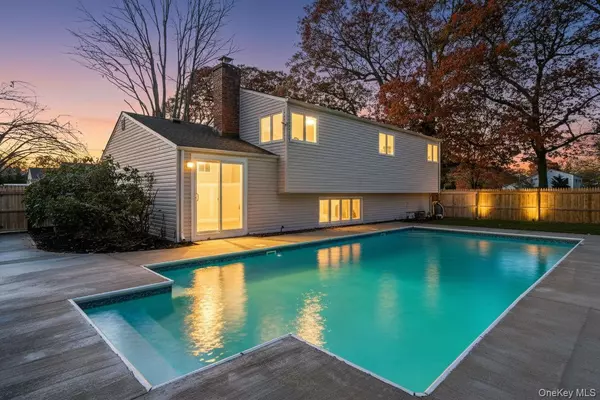 Bay Shore, NY 11706,67 Bardolier LN