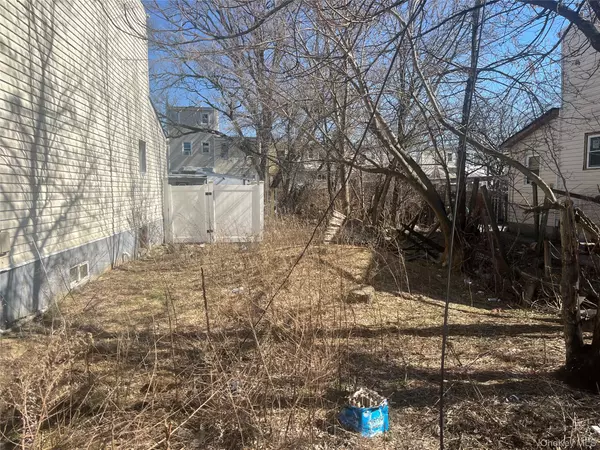 Jamaica, NY 11434,11825 154th ST