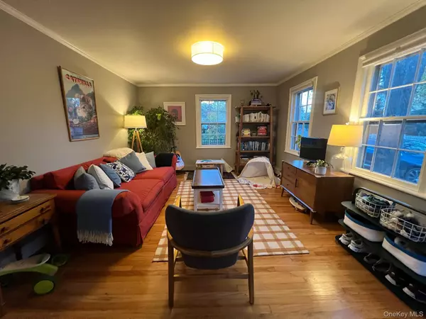 Rhinebeck, NY 12572,26 CENTER ST