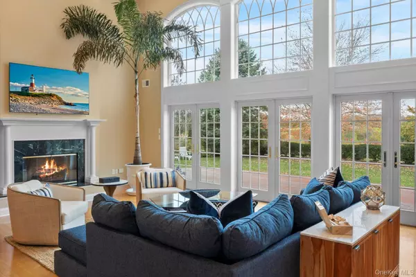 Laurel, NY 11948,2995 Laurel TRL