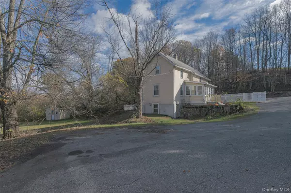 Chester, NY 10918,65 Hudson ST