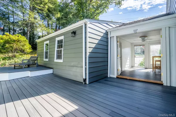 White Plains, NY 10603,162 North RD