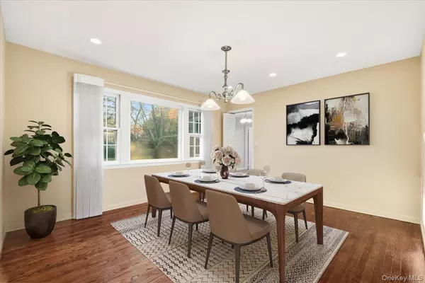 White Plains, NY 10606,71 Midchester AVE