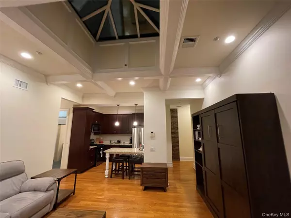 Huntington, NY 11743,377 New York AVE #C