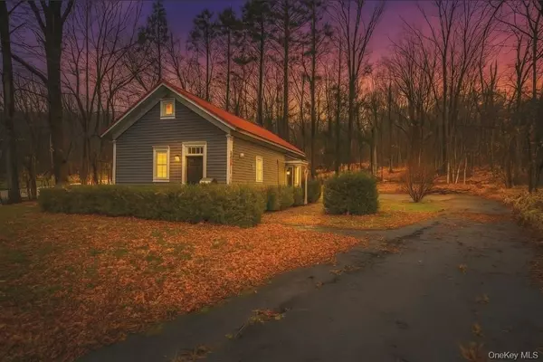 502 Hill AVE, Walden, NY 12586