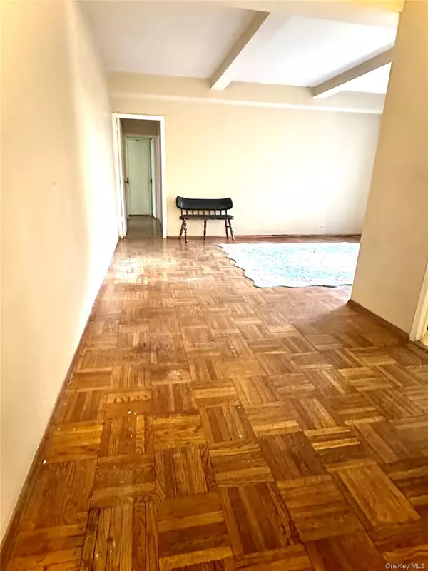 Bronx, NY 10462,1545 Unionport RD #6B