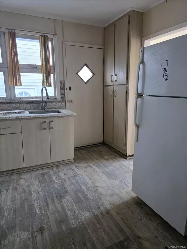 Whitestone, NY 11357,13-03 154th ST