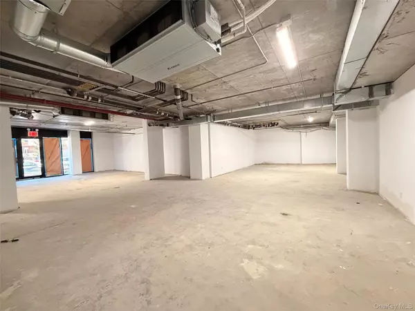 Rego Park, NY 11374,65-18 Austin ST #1C