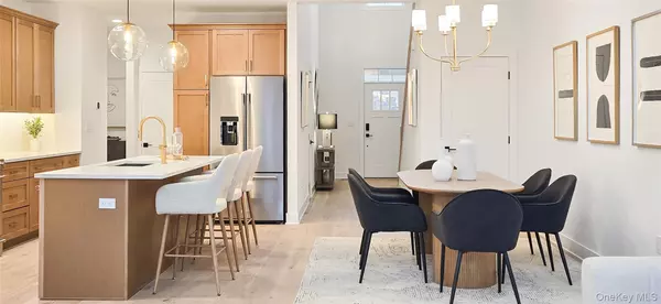 Carmel, NY 10512,2088 Summit LOOP #79