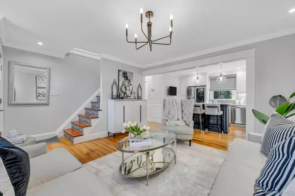 West Babylon, NY 11704,248 Arnold AVE