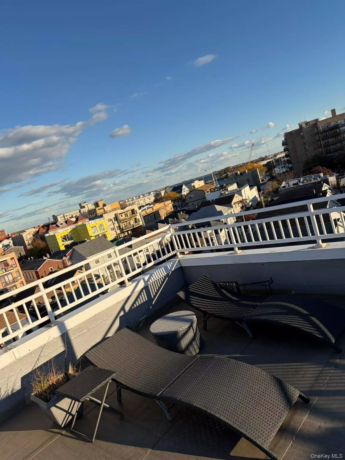 Brooklyn, NY 11235,4051 Nostrand AVE #3