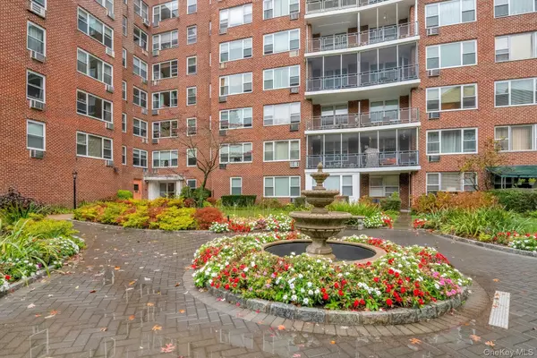 281 Garth RD #C3J, Scarsdale, NY 10583