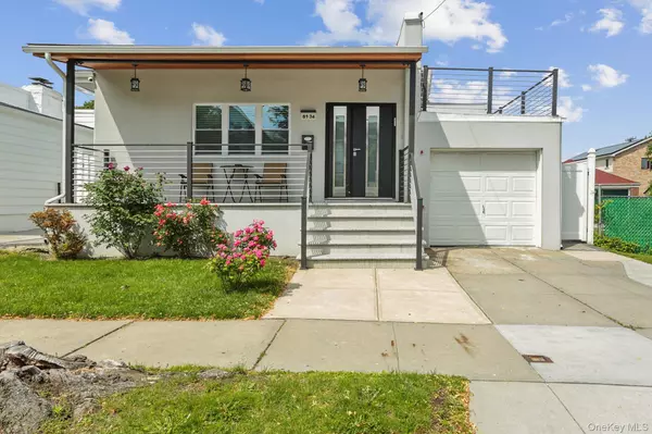 81-34 169th ST, Hillcrest (queens), NY 11432