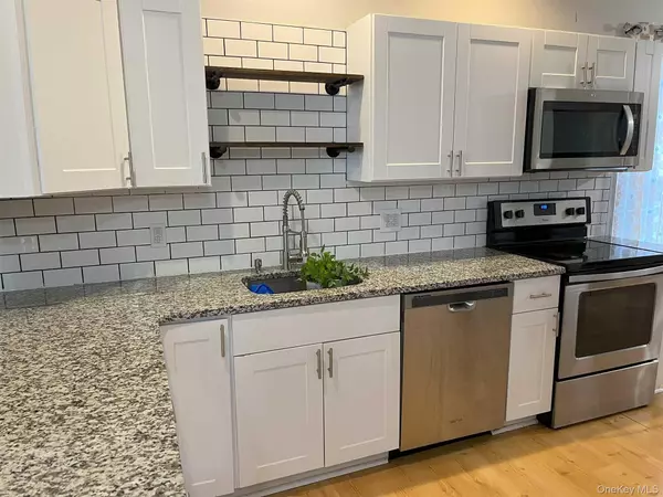 Poughkeepsie, NY 12603,8 James ST