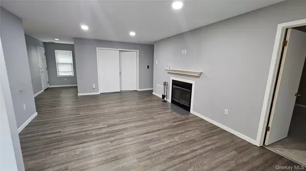 Monroe, NY 10950,806 Lenox