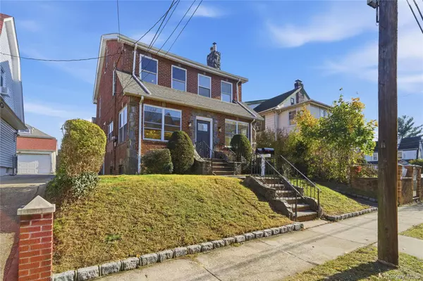 Saint Albans, NY 11434,114-47 173rd ST