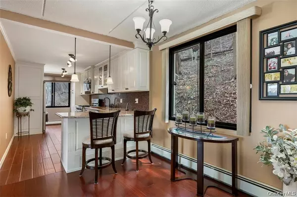 Yonkers, NY 10701,1116 Warburton AVE #2A