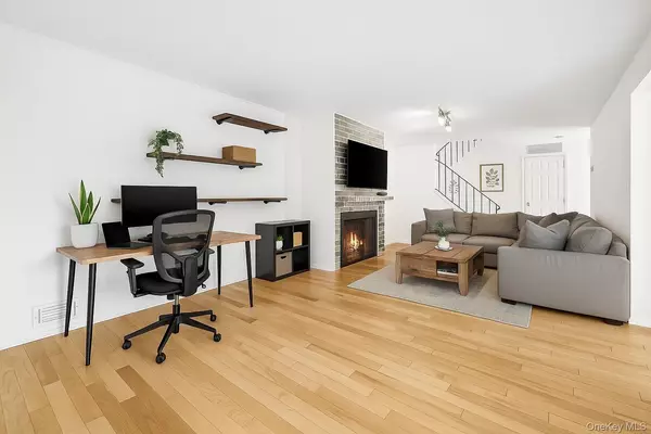 Mount Kisco, NY 10549,25 Barker ST #315