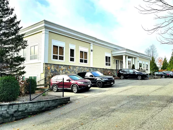 7 Sutton PL #Lower Level Back, Brewster, NY 10509