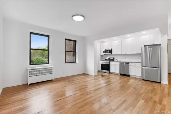 Forest Hills, NY 11375,77-20 Austin #2C