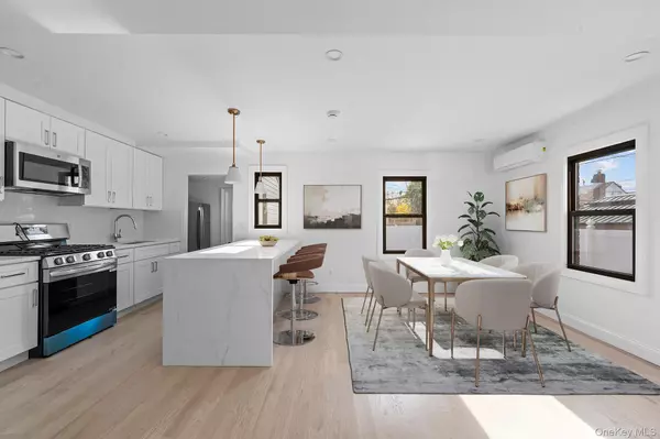 Elmont, NY 11003,171 Fallon AVE