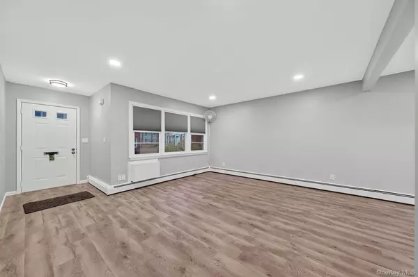 Poughkeepsie, NY 12601,2710 South RD #B5