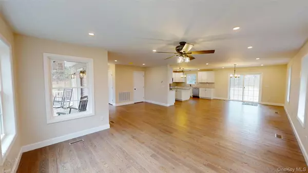 Walden, NY 12586,1402 State Route 52