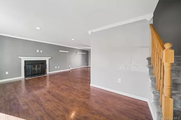 Beacon, NY 12508,333 Hudson AVE