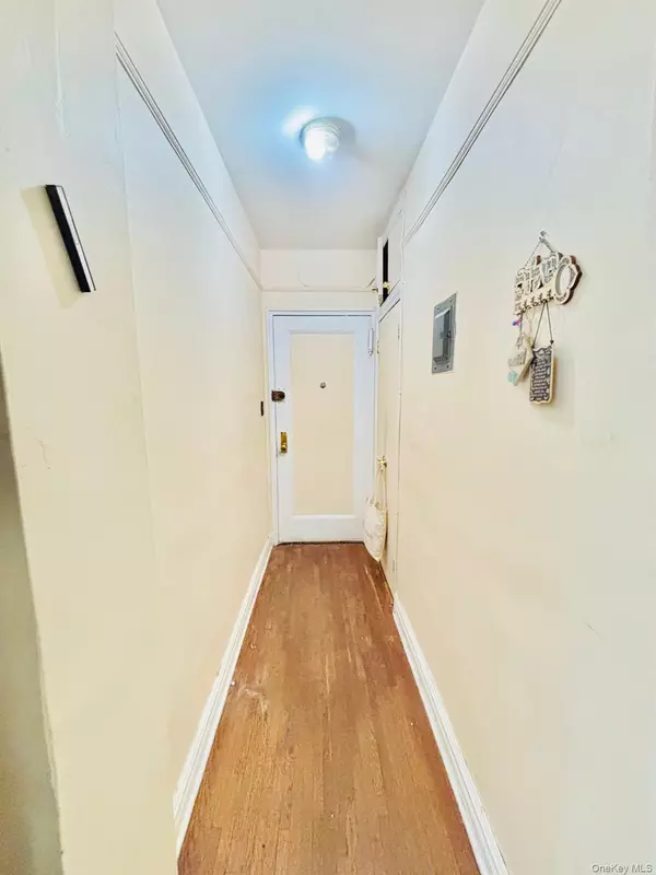 1171 Ocean Pkwy #2B, Brooklyn, NY 11230